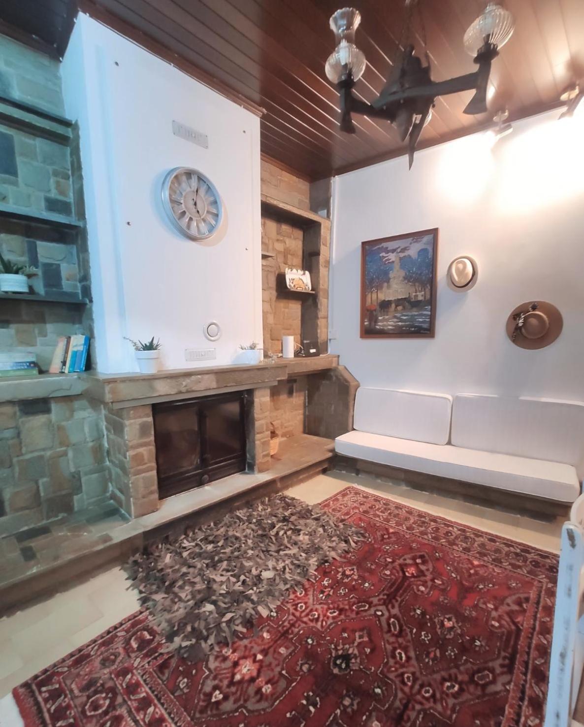 Johnny'S Loft Apartment Agrinio Exterior foto